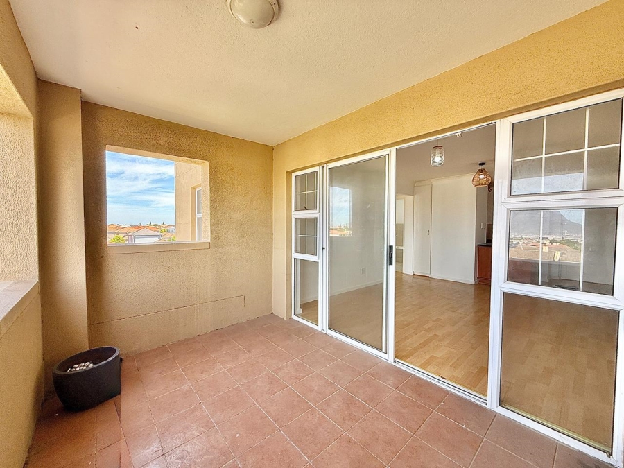 1 Bedroom Property for Sale in Century City Western Cape